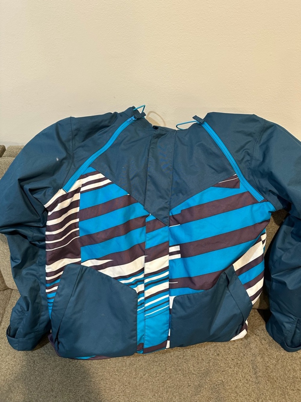 Oakley Snowboarding Jacket